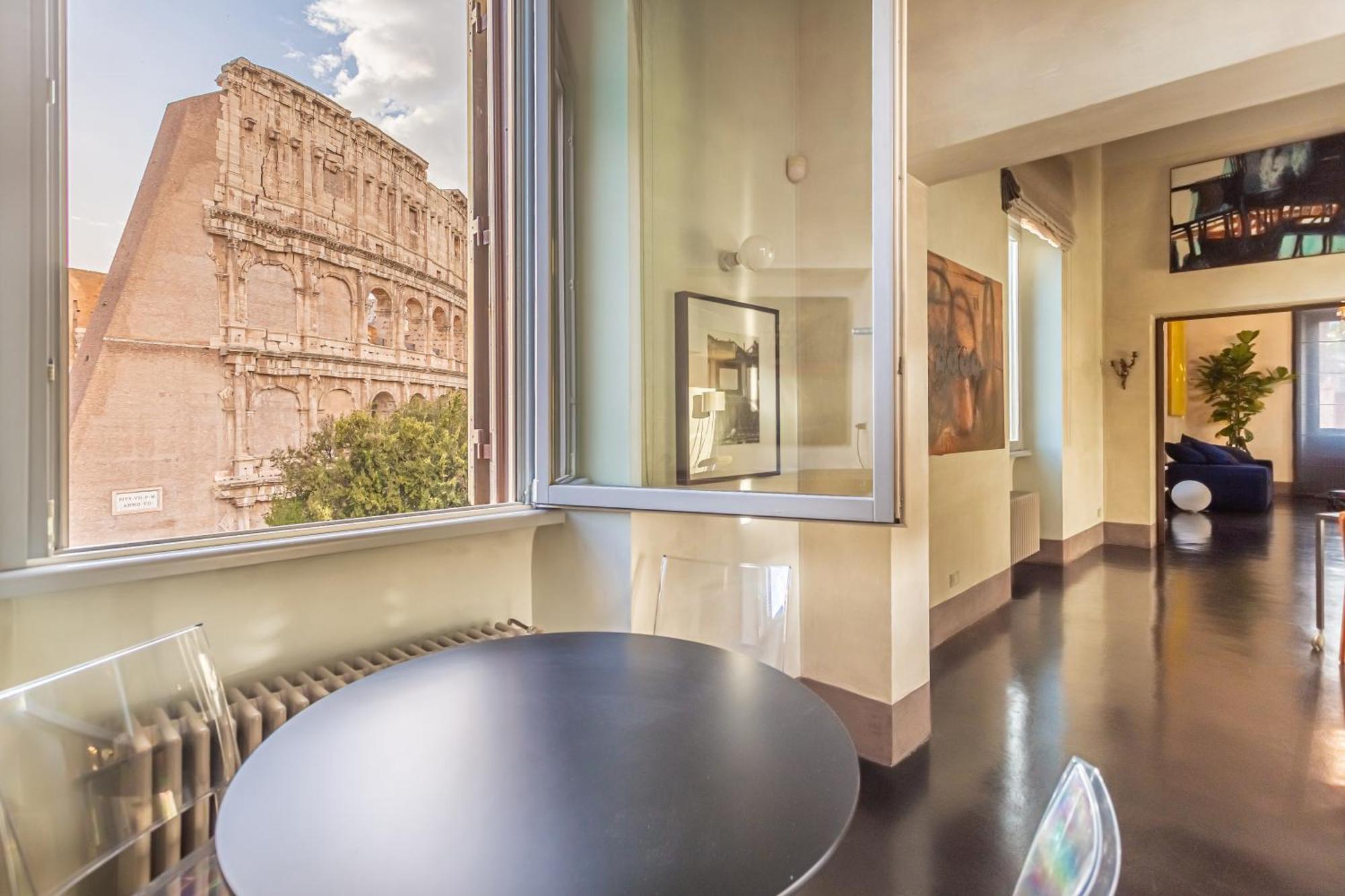 Iconic Apartment With Unique Colosseum View Roma Exterior foto